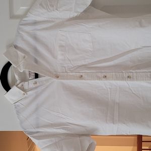 Merona short sleeved white shirt, casual wear size medium.